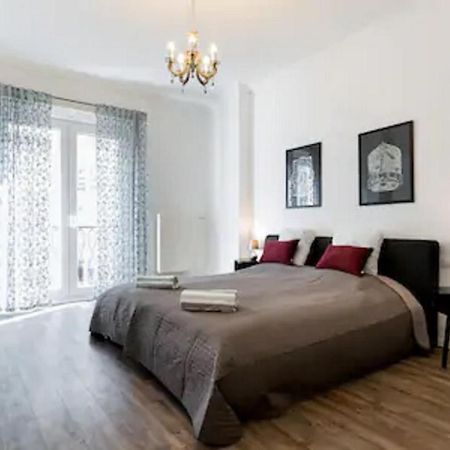 Splendid Private Flat Budapeste Exterior foto